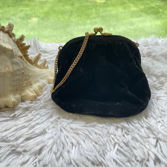 INGBER Vintage Clam Shell Kisslock Evening Purse Gold‎ chain Black velvet mini - Picture 1 of 10